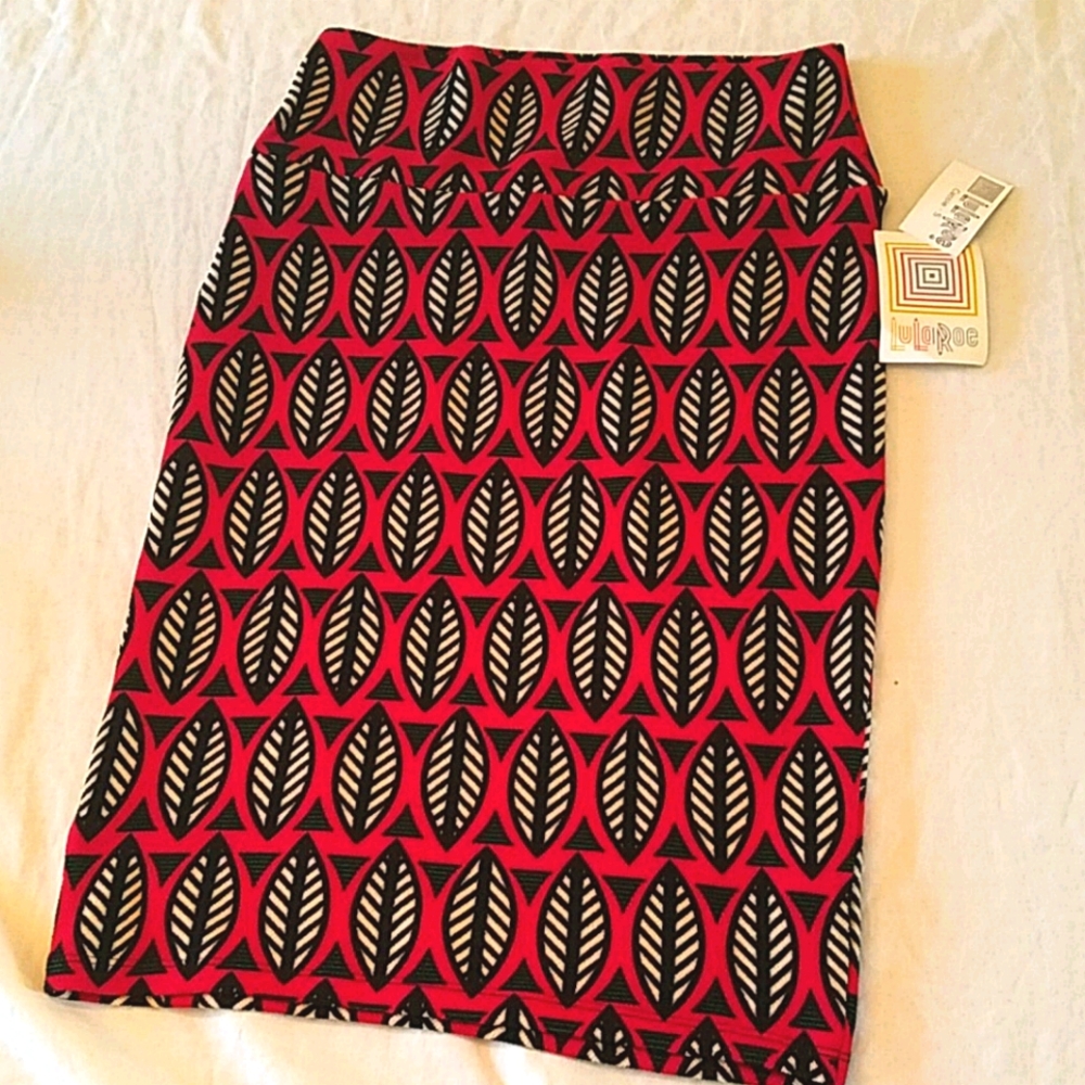 Red & Black Leaf Print Cassie Skirt LuLaRoe sz S New